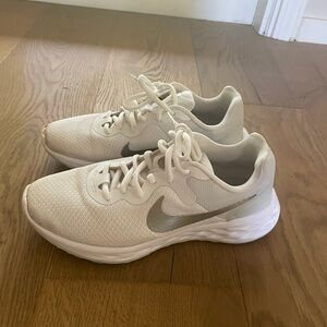 Nike Revolution 6 Women’s Shoes